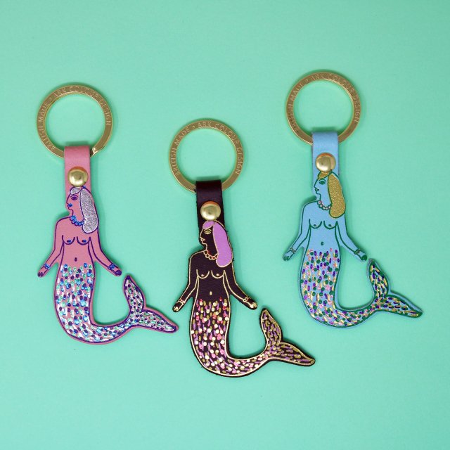 ڥۥMermaid Key FobARK COLOUR DESIGN