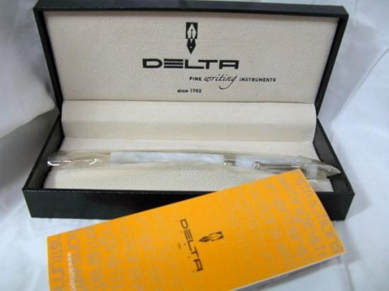 DELTA デルタ 万年筆 ビンテージコレクション ホワイト 詳細ページ | 万年筆 ボールペンなど高級筆記具の販売・買取