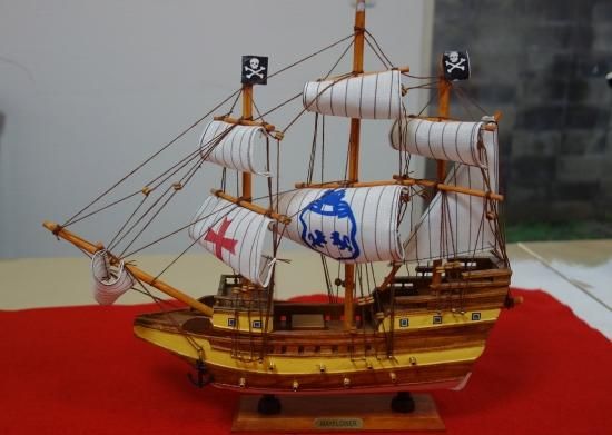 オールド香蘭社の船の置物、骨董品