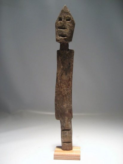 木彫 アフリカ プリミティブアート 俗 置物 - 工芸品