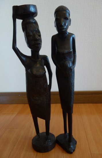 アフリカ 木彫 置物 女性 プリミディブアート オブジェ | www.darquer.fr