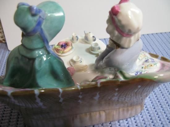 美品 ロイヤルドルトン フィギュリン アフタヌーンティー 即納！美品 ロイヤルドルトン フィギュリン アフタヌーンティー Royal