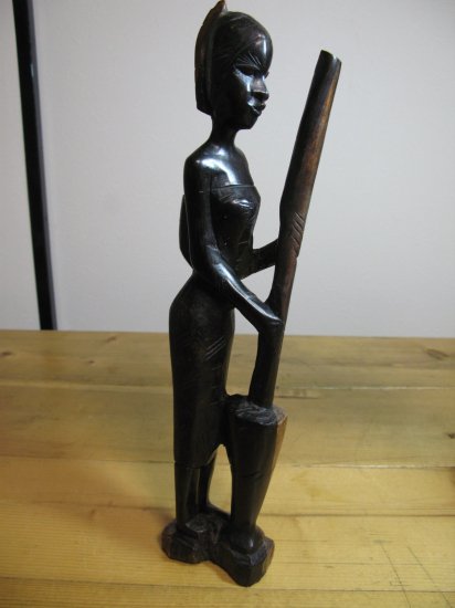 アフリカ 民族 プリミティブアート 木彫 置物 女性 | localcontent.gov.sl