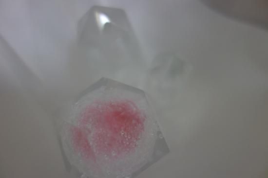 即納！海月（くらげ）のオブジェ 水晶モデル 水晶型3本組（紅