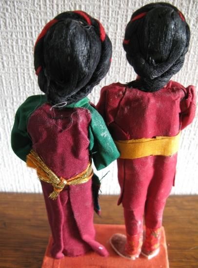 民族衣装風陶磁器立像 約30cm 即納！アンティーク 瀬戸マイセン 馬車の前に立つ貴婦人と紳士