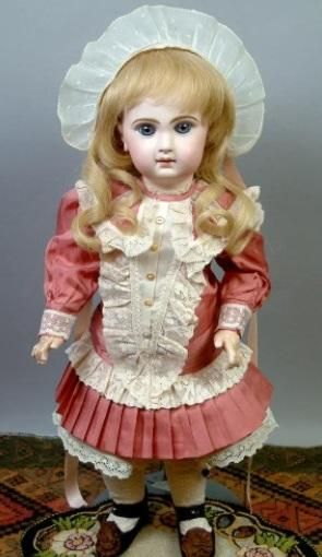 提携業者取扱品】Gorgeous 50cm Closed-Mouth Antique Tete