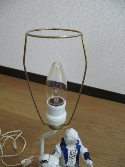 48554236】 保管品 瀬戸ノベルティ 古代人形スタンドランプ