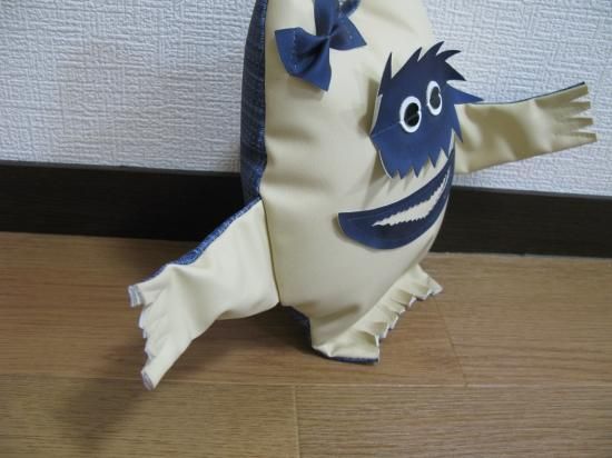 即納!ナウガハイド Naugahyde ナウガモンスター ぬいぐるみ US 即納!ナウガハイド Naugahyde ナウガモンスター ぬいぐるみ US