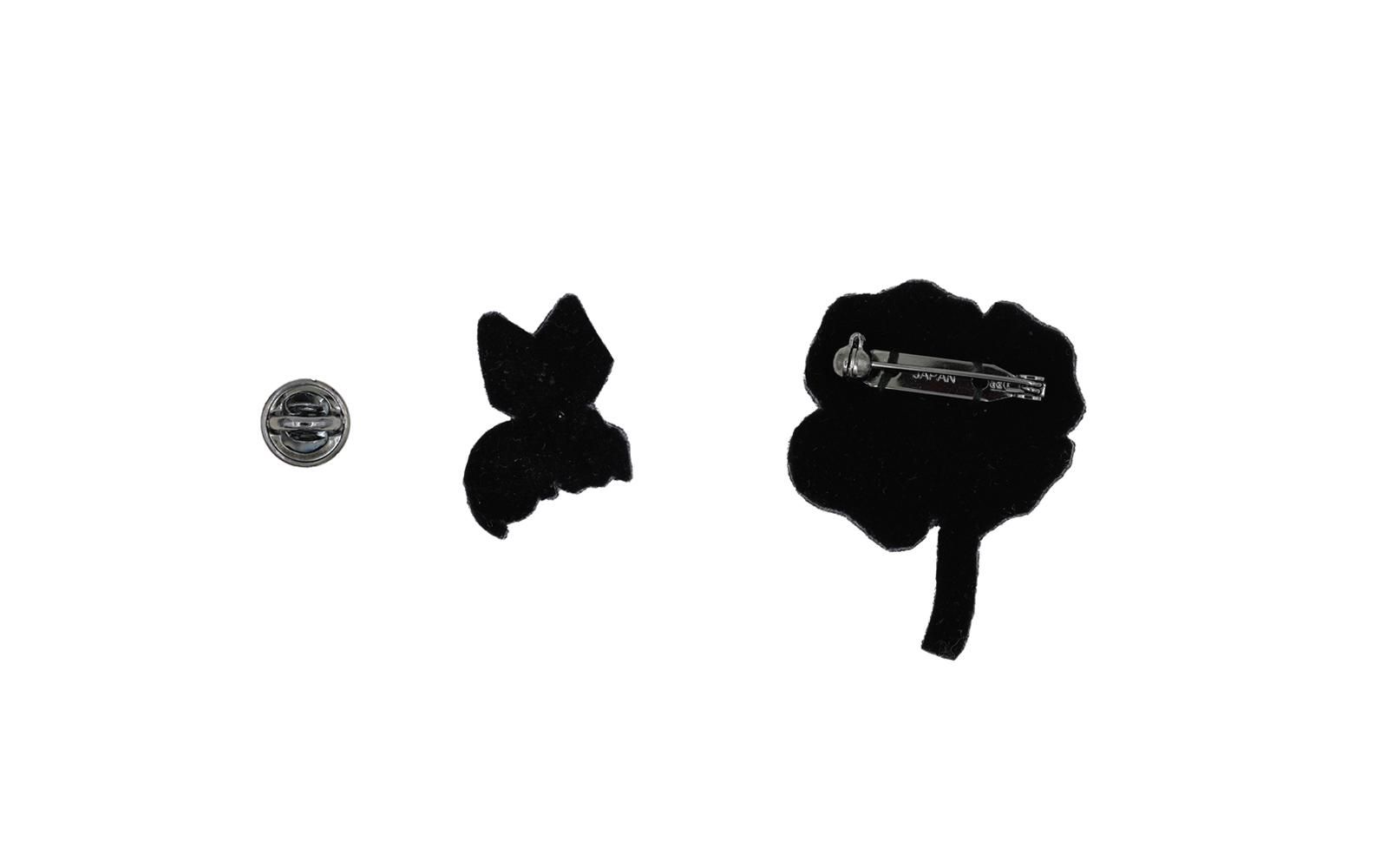 touche_aew-pins-bee