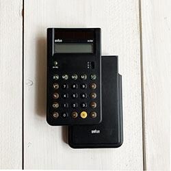 1987 Braun ブラウン社 ヴィンテージ電卓(Type 4777) デザイン 1987 Braun ブラウン社 ヴィンテージ電卓(Type 4777) デザイン
