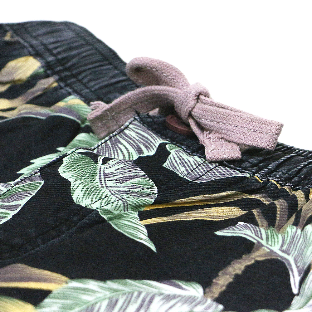 ◇TCSS Flow Board Shorts 34 インチ ボタニカル