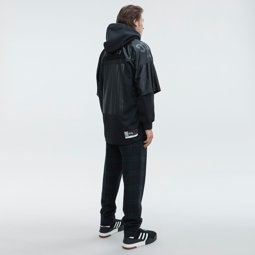 ALEXANDER WANG (アレキサンダー ワン)商品ページ - Football