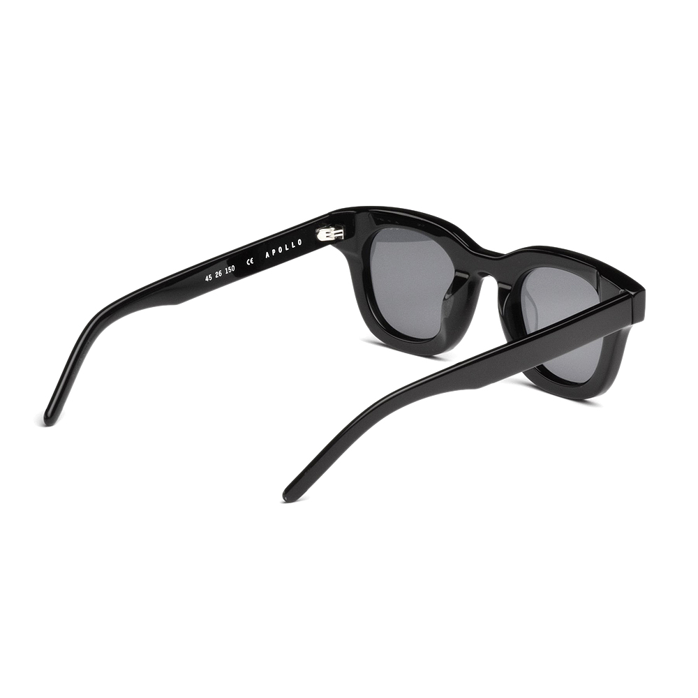AKILA LA × XLARGE(アキラ・エルエー × エクストララージ) 商品