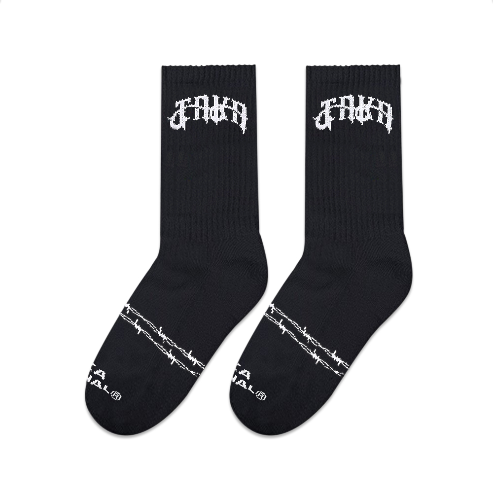 小物 taka スポーツスタイルカテゴリーからONE OK ROCKのTakaと共同開発