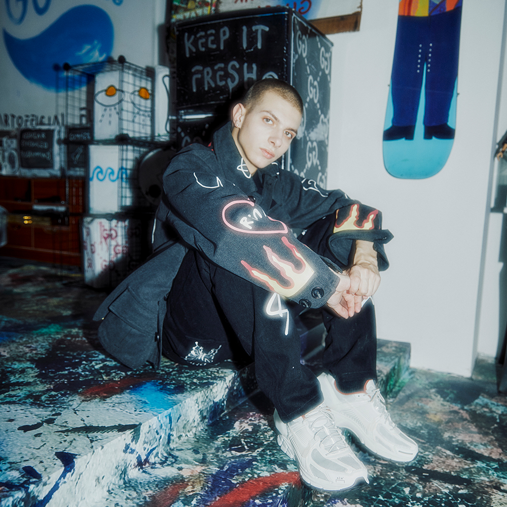 DMC KAL×REALBUY(ディーエムシー・カル×リアルバイ)商品ページ