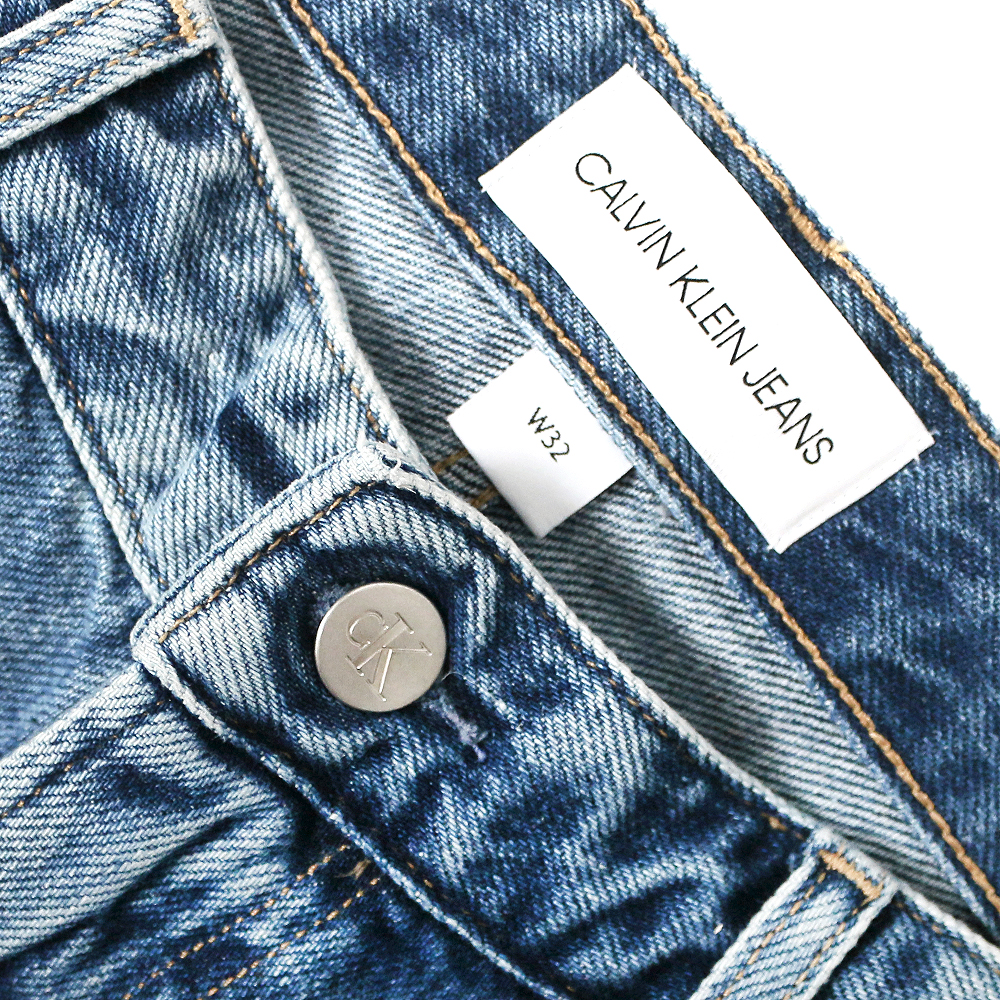 CALVIN KLEIN JEANS (カルバンクラインジーンズ)商品ページ - Dad Jeans - Mid-Blue -  VENTURER(ベンチュラー)