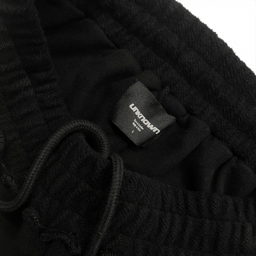 UNKNOWN LONDON(アンノウン・ロンドン)商品ページ - Puff Print