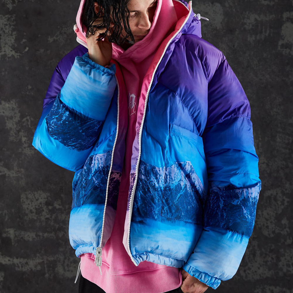 UNKNOWN LONDON(アンノウン・ロンドン)商品ページ - Mountain Scenery Reversible Puffer Jacket  - Multi - VENTURER(ベンチュラー)