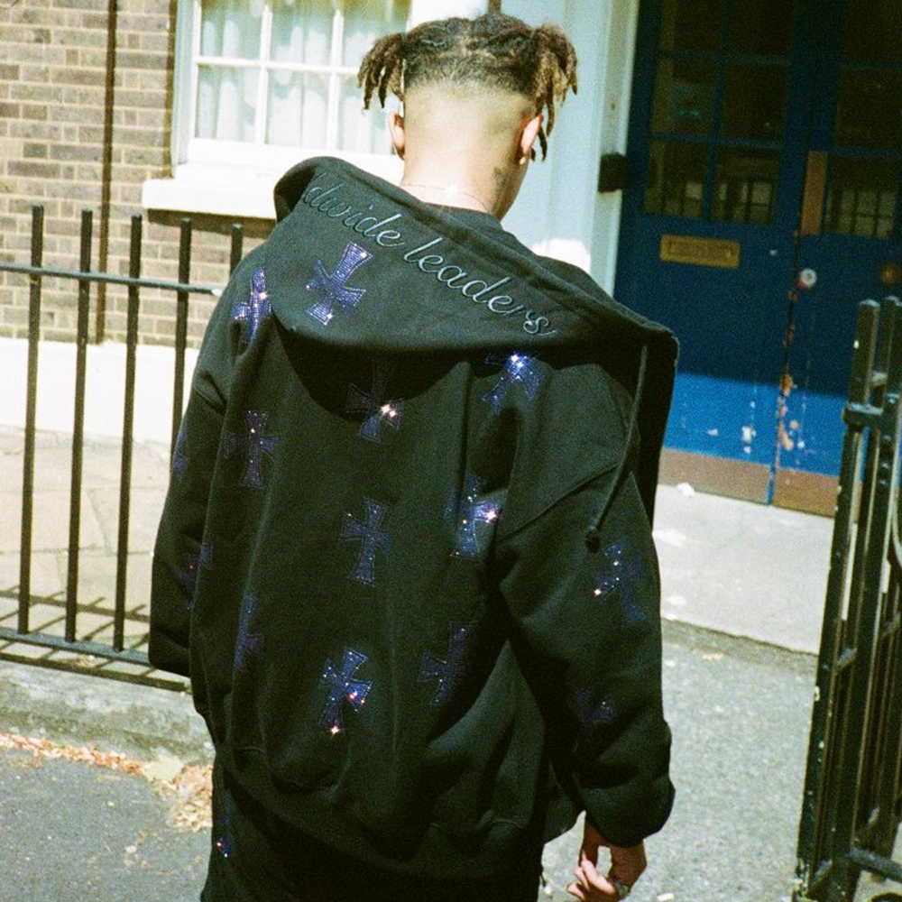 UNKNOWN LONDON(アンノウン・ロンドン)商品ページ - Cross Rhinestone Zip Up Hoodie -  Black/Purple - VENTURER(ベンチュラー)