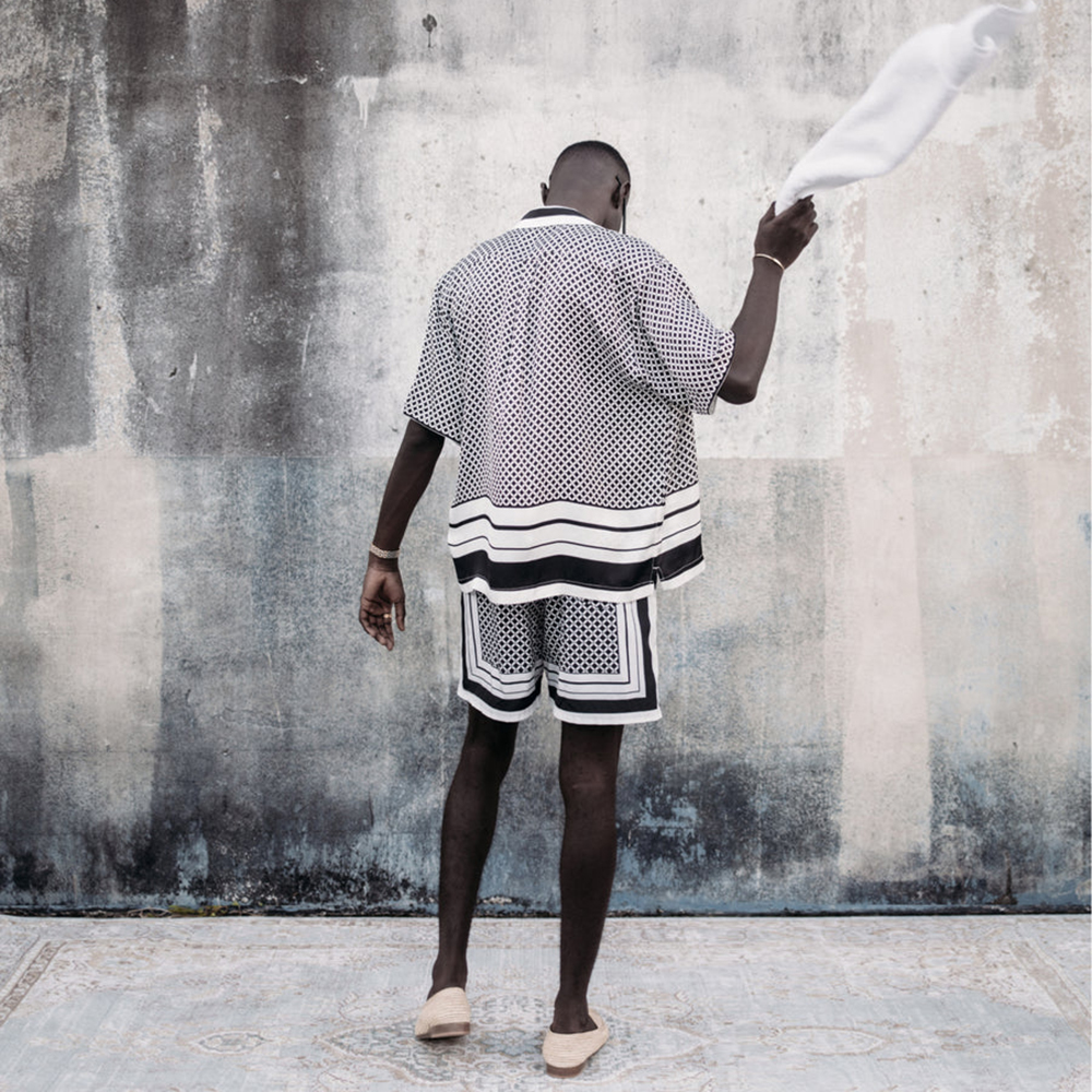 STAMPD(スタンプド)商品ページ - Geo Print Camp Collar Buttondown