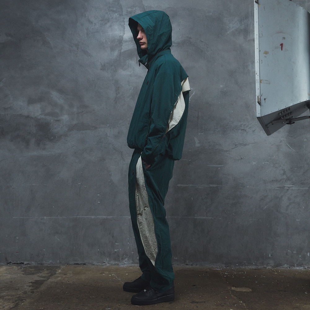 UNKNOWN LONDON(アンノウン・ロンドン)商品ページ - Zip Panel Track Pants - Green -  VENTURER(ベンチュラー)