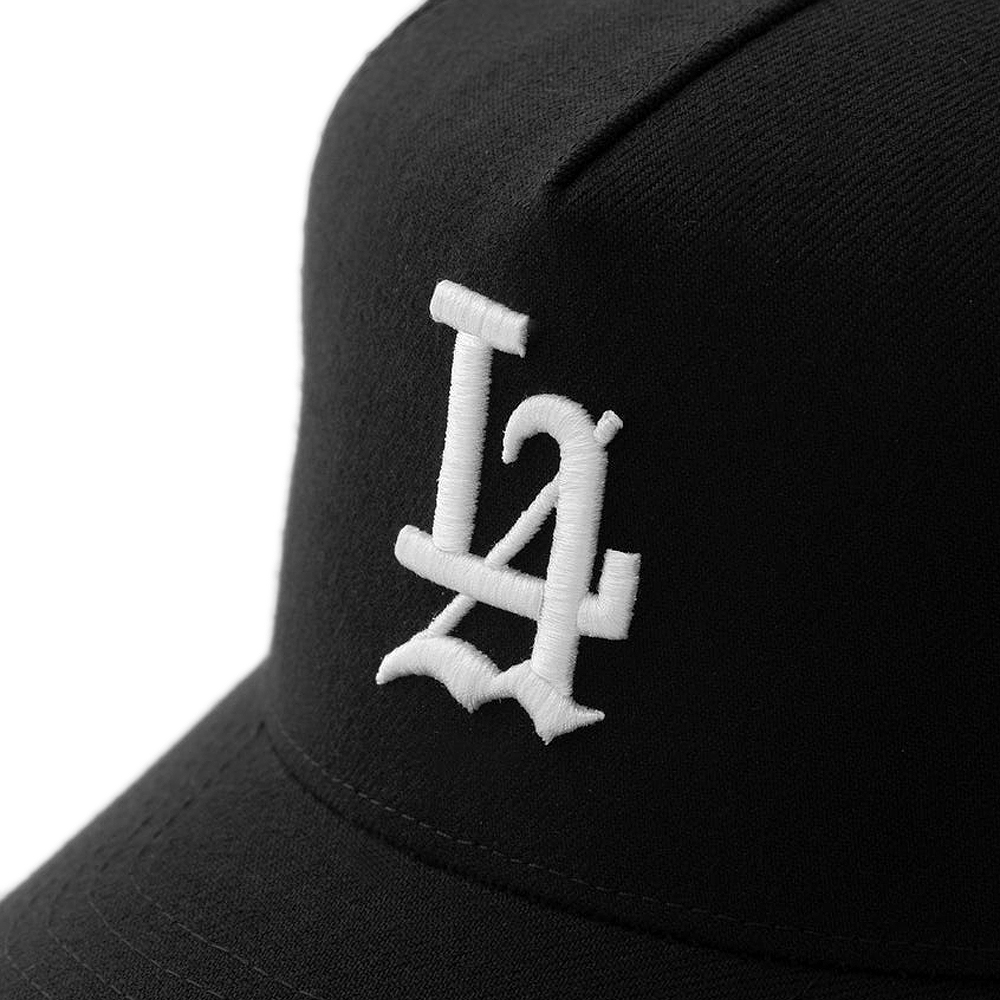 STAMPD(スタンプド)商品ページ - LA 001 Trucker Hat - Black/White