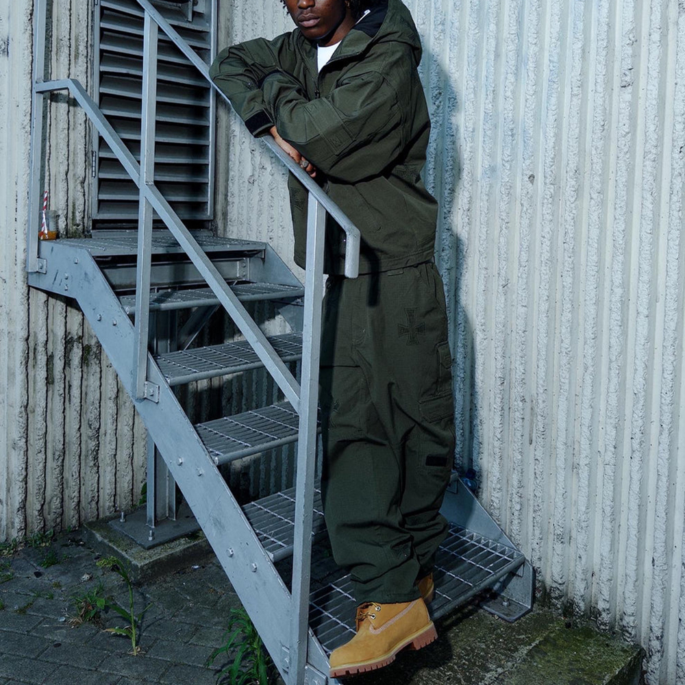 UNKNOWN LONDON(アンノウン・ロンドン)商品ページ - Cross UNKNOWN LONDON(アンノウン・ロンドン)商品ページ - Cross