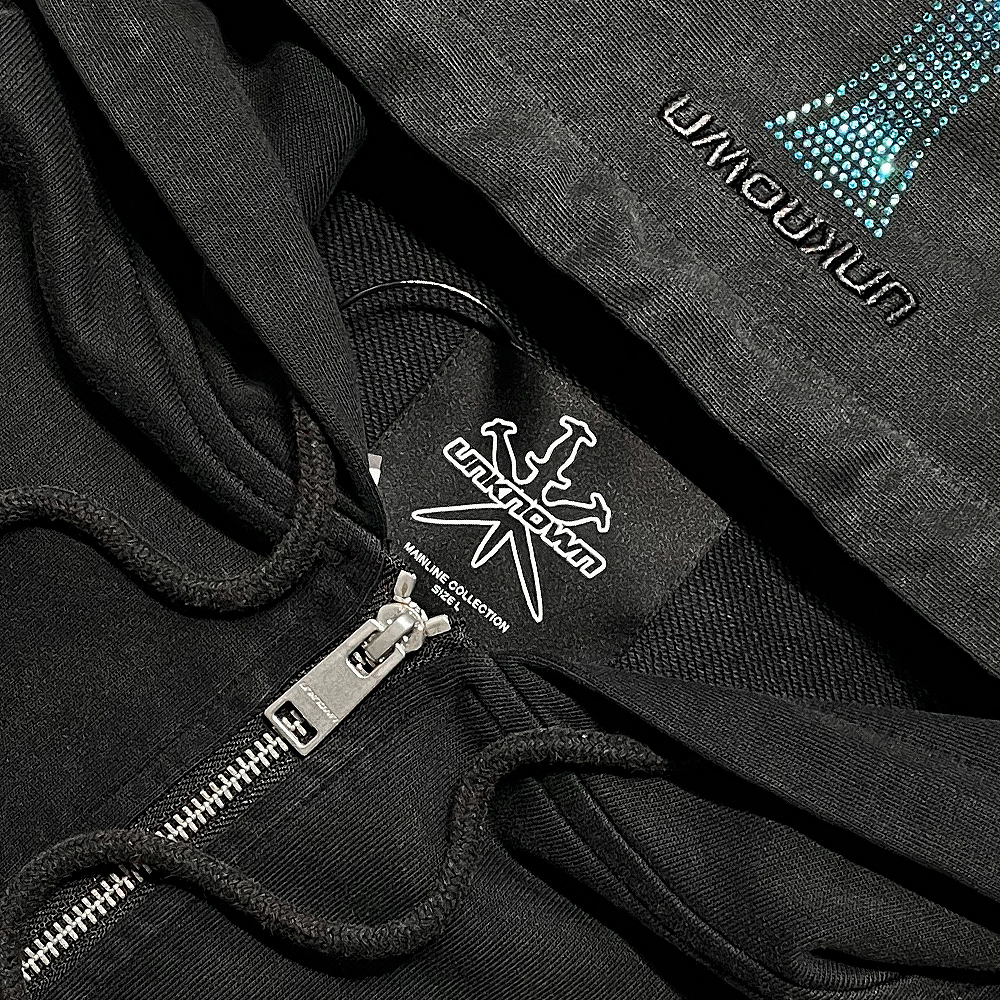 UNKNOWN LONDON(アンノウン・ロンドン)商品ページ - Cross