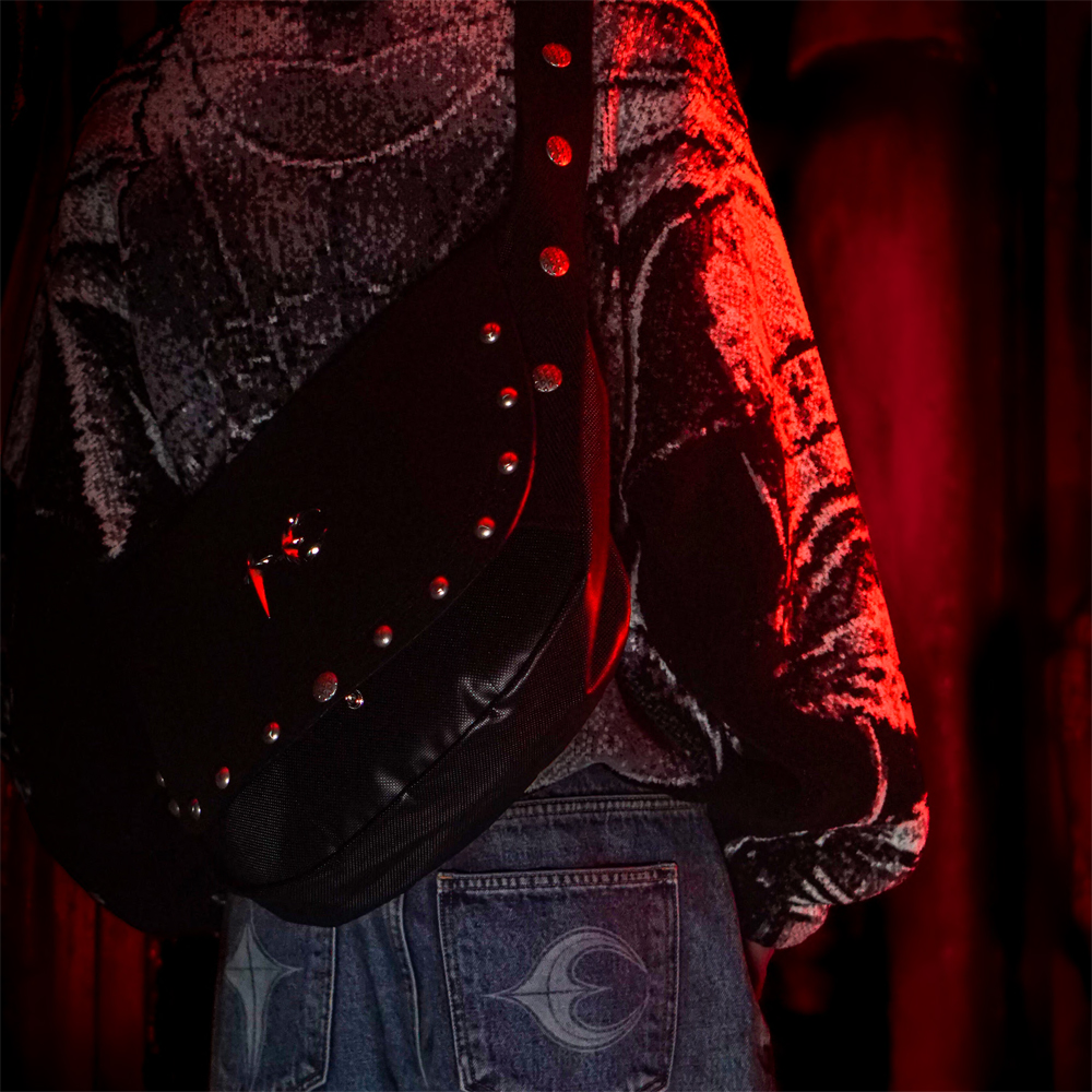 Thug Club DRAGON 温か MESSENGER BAG ショルダーバッグ Thug Club DRAGON 温か MESSENGER BAG ショルダーバッグ