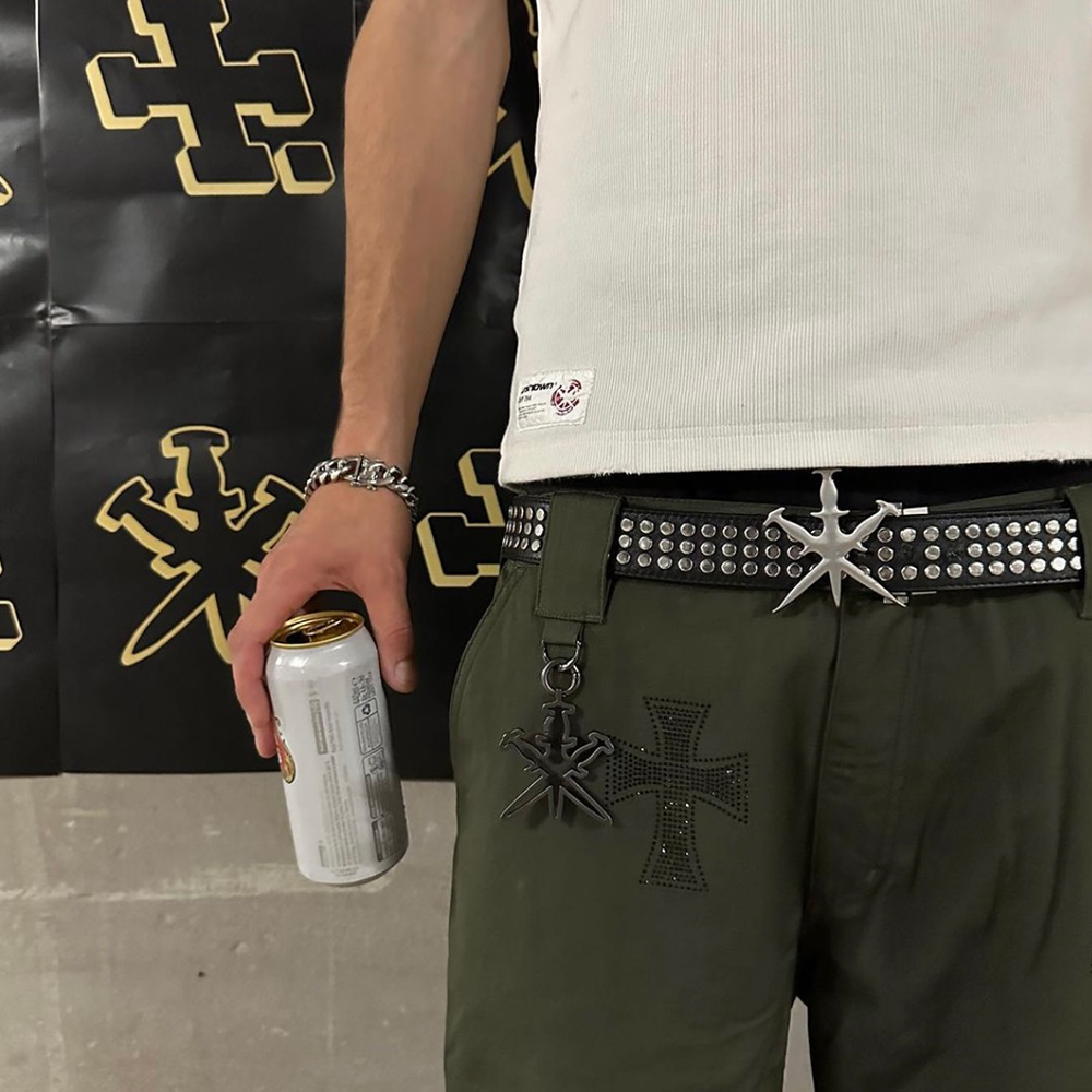 UNKNOWN LONDON(アンノウン・ロンドン)商品ページ - Metal Stud UNKNOWN LONDON(アンノウン・ロンドン)商品ページ - Metal Stud