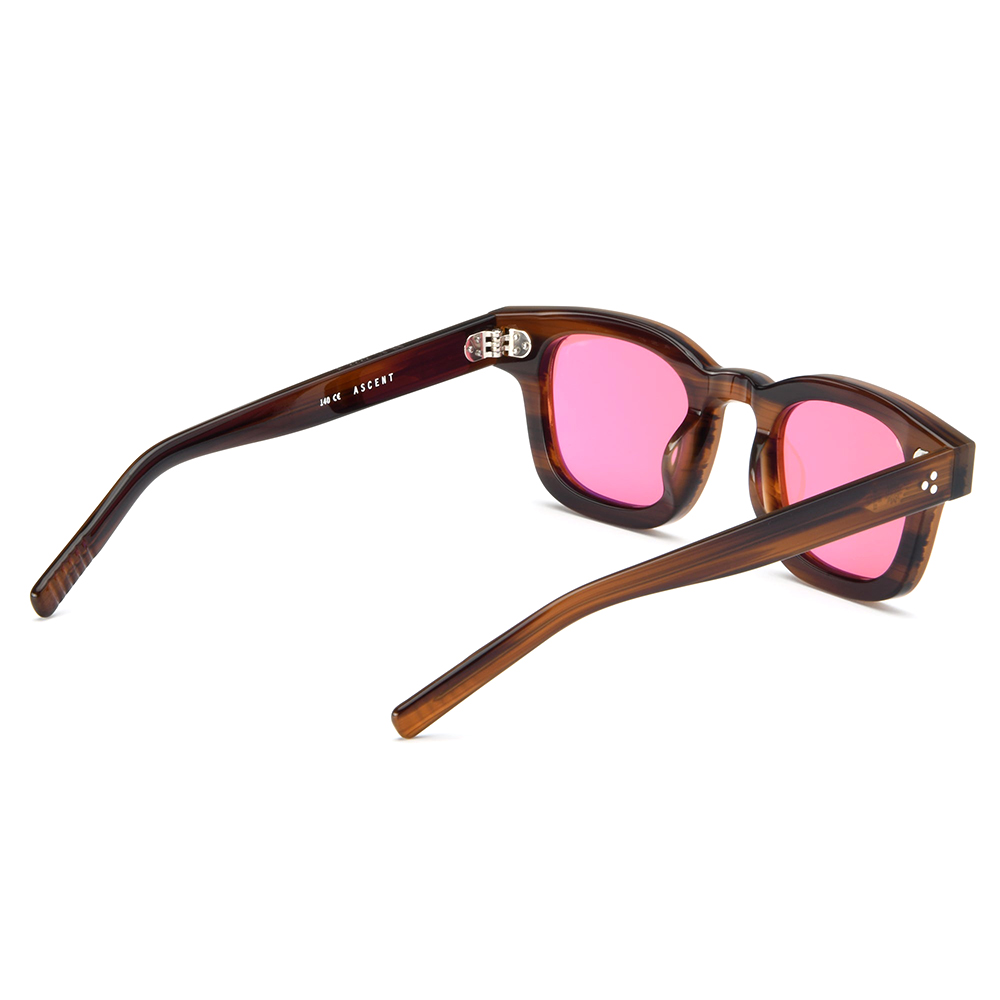 AKILA LA Ares Sunglasses アキラ　サングラス　レッド AKILA LA Ares Sunglasses アキラ サングラス レッド