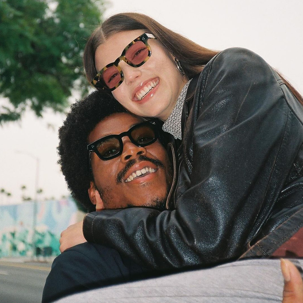 AKILA LA (アキラ・エルエー) 商品ページ - Ascent Sunglasses - Beige