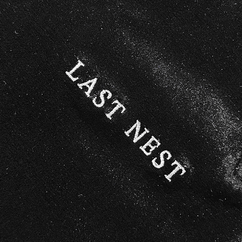 LAST NEST(ラストネスト)商品ページ - Velour Embroidery Track LAST NEST(ラストネスト)商品ページ - Velour Embroidery Track