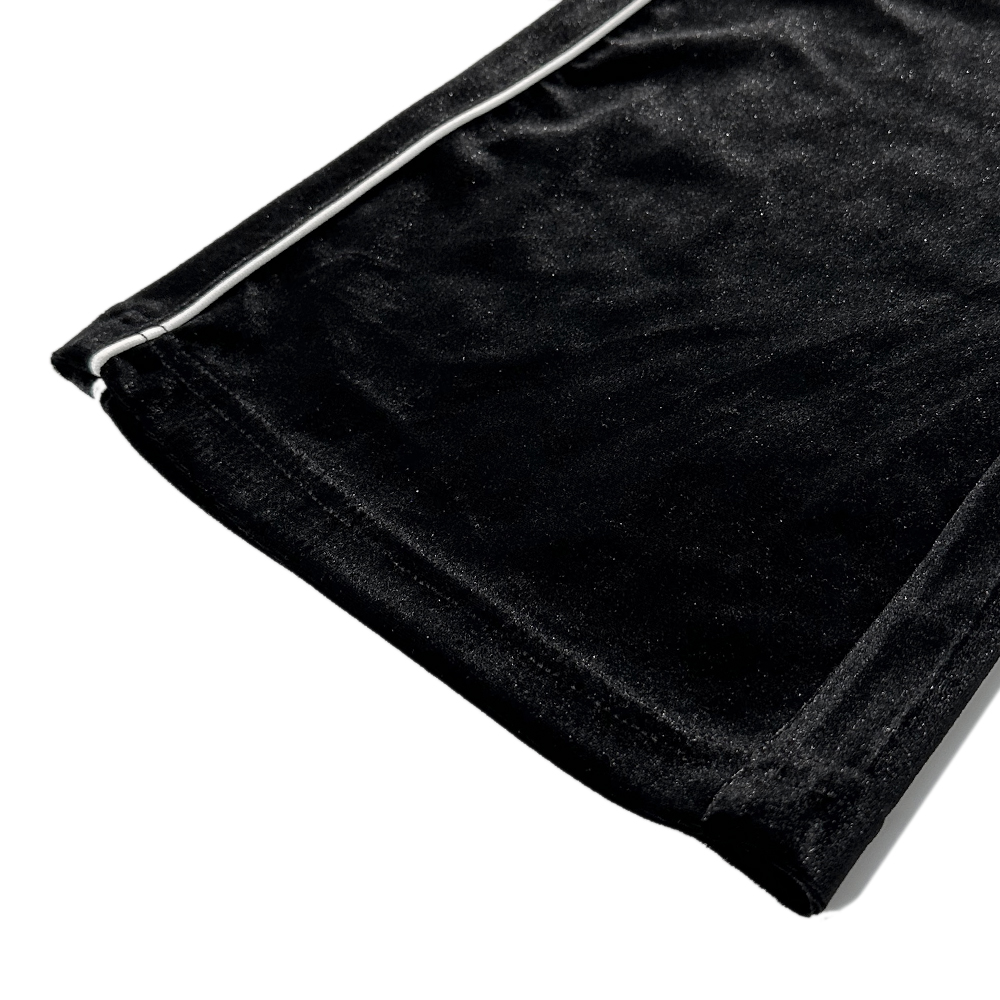 LAST NEST(ラストネスト)商品ページ - Velour Embroidery Track LAST NEST(ラストネスト)商品ページ - Velour Embroidery Track