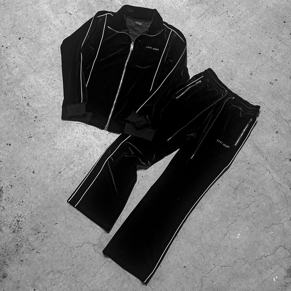 LAST NEST(ラストネスト)商品ページ - Velour Embroidery Track LAST NEST(ラストネスト)商品ページ - Velour Embroidery Track