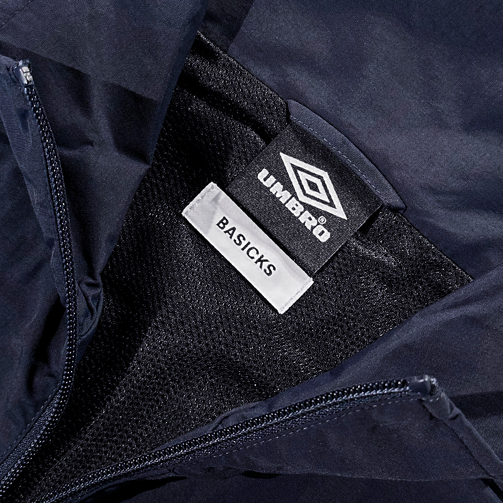 BASICKS×UMBRO(ベイシックス)商品ページ - X Umbro Nylon Track BASICKS×UMBRO(ベイシックス)商品ページ - X Umbro Nylon Track