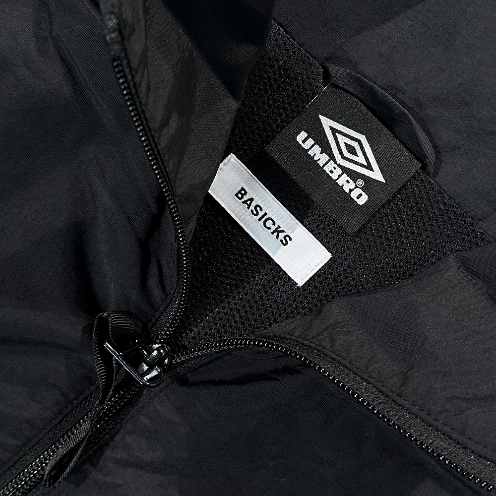 BASICKS×UMBRO(ベイシックス)商品ページ - X Umbro Nylon Track BASICKS×UMBRO(ベイシックス)商品ページ - X Umbro Nylon Track