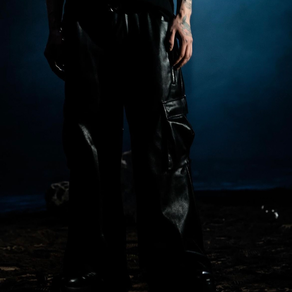 LAST NEST(ラストネスト)商品ページ - Baggy Leather Cargo LAST NEST(ラストネスト)商品ページ - Baggy Leather Cargo