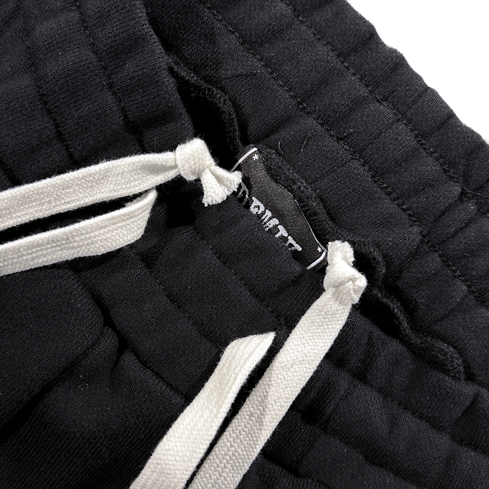 DEMIK EXCLUSIVES(デミックエクスクルーシヴ)商品ページ