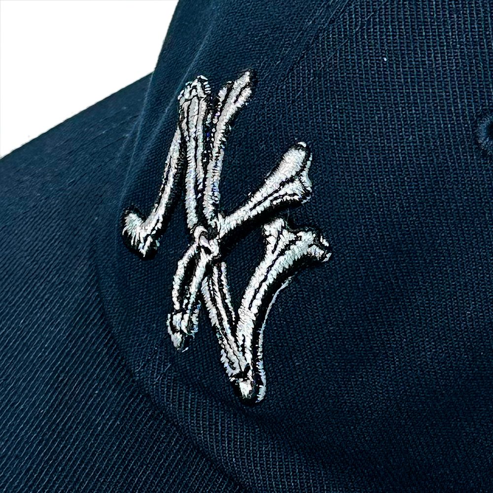 BASICKS(ベイシックス)商品ページ - Born New York Cap - Navy