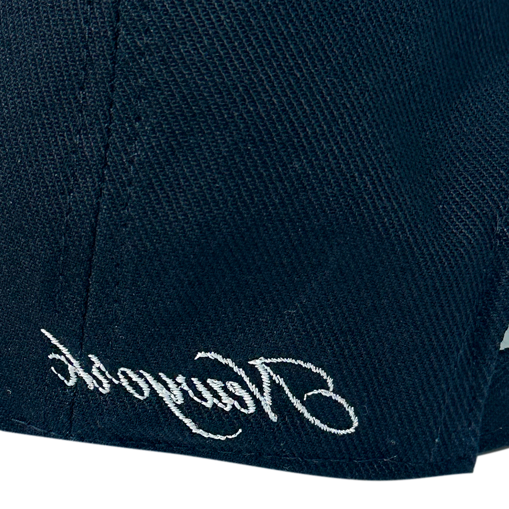 BASICKS(ベイシックス)商品ページ - Born New York Cap - Navy