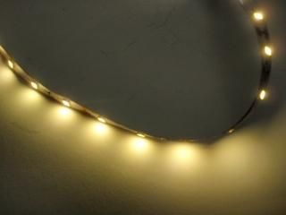 2835 LED TAPE ɿ 60LED/m ŵ忧