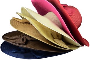 韓国風　レディース日よけ帽子　大きい蝶結び付　麦わら帽子　広つば帽子　ビーチ帽子　紫外線対策　