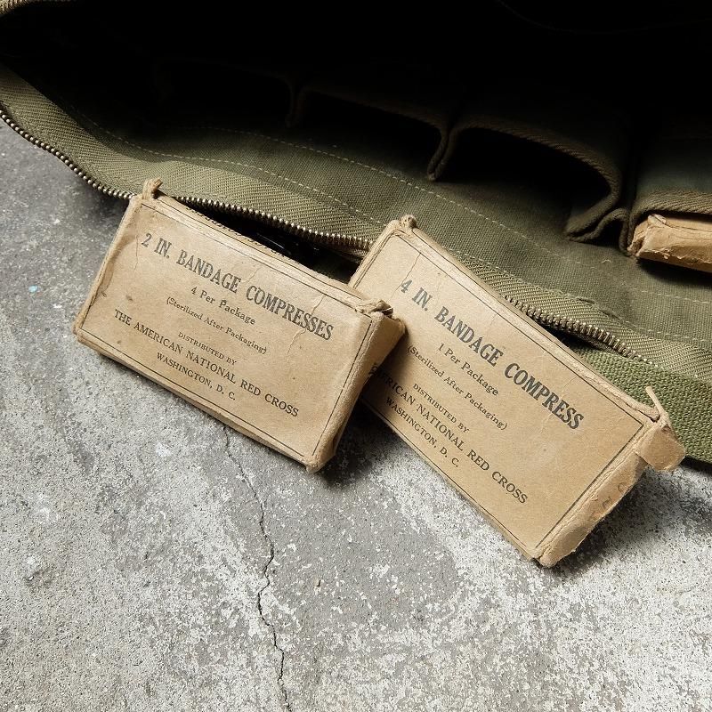 1950's RED CROSS Medical Waist Bag