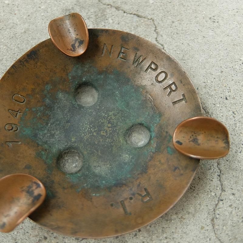 1940's NEWPORT R.I. Ashtray