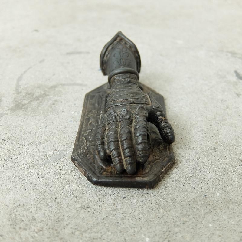 1890's Antique Armor Hand Clip