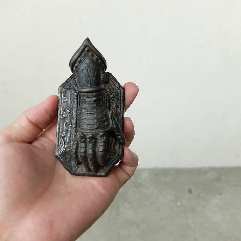 1890's Antique Armor Hand Clip