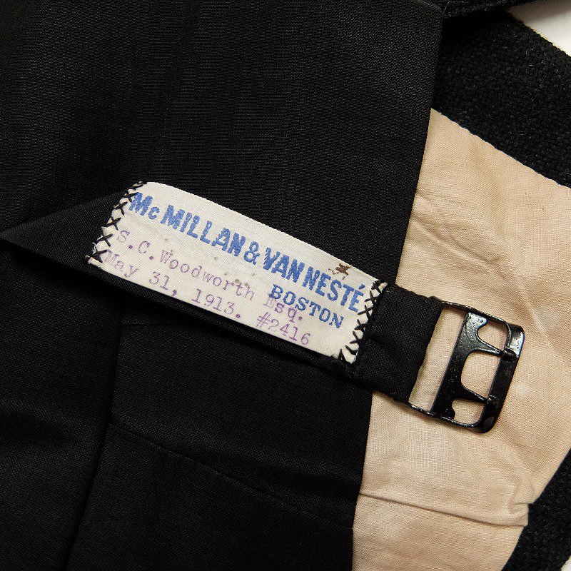 Mc MILLAN & VAN NESTE Tailored Suit