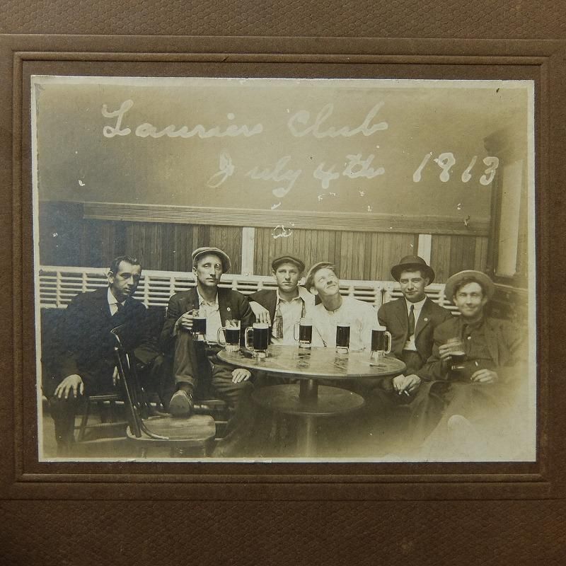 1913 Bar Photo