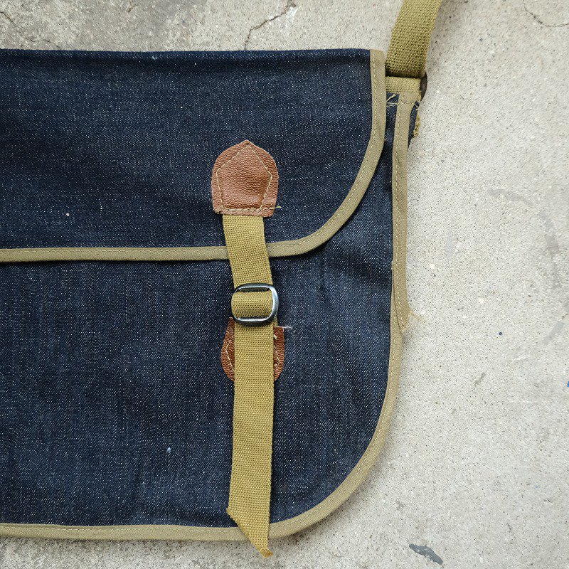 DENIM SHOULDER BAG